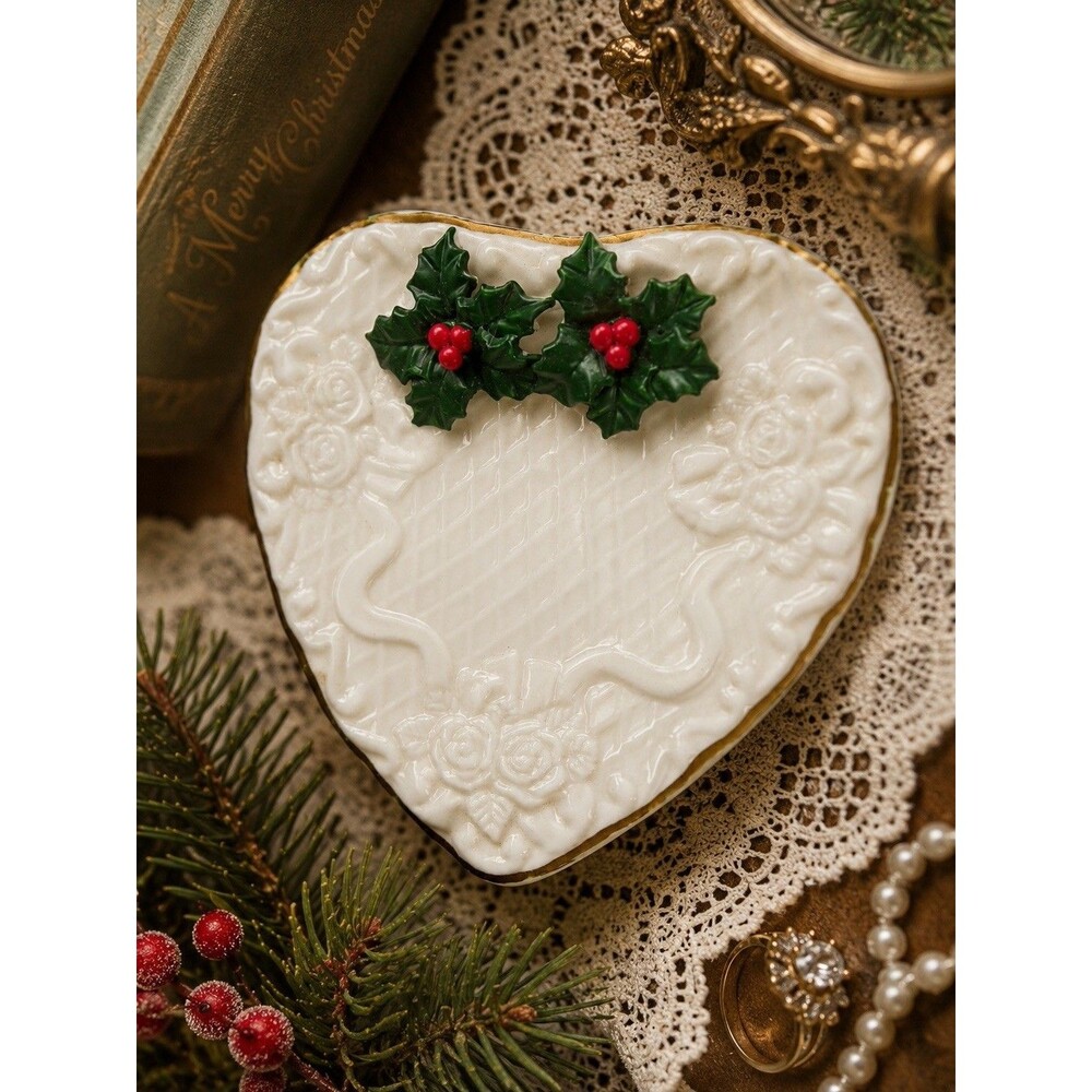 Vintage Hermitage Christmas Heart Trinket Ring Dish Milk Glass Holly Berry Gold